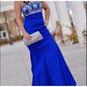 formal dress strapless sweetheart mermaid style dress